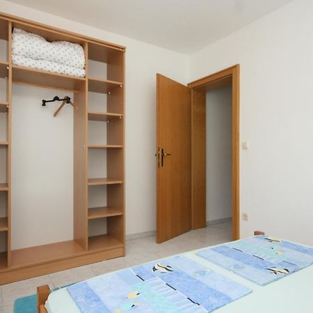 Apartments With A Parking Space Mandre, Pag - 6405 콜란 객실 사진