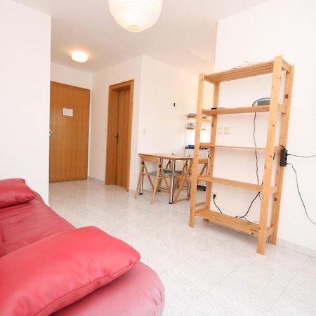 Apartments With A Parking Space Mandre, Pag - 6405 콜란 객실 사진