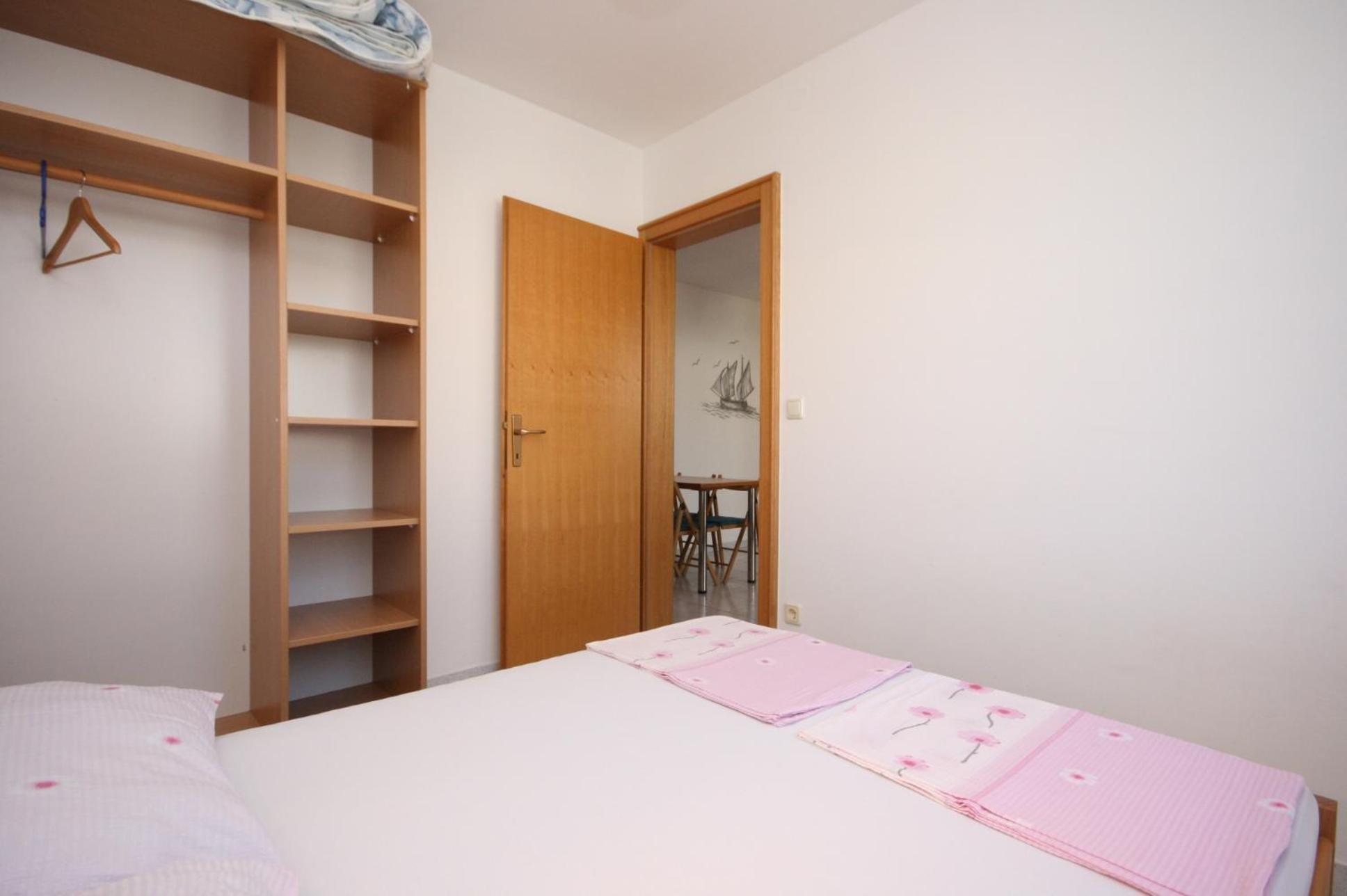 Apartments With A Parking Space Mandre, Pag - 6405 콜란 객실 사진